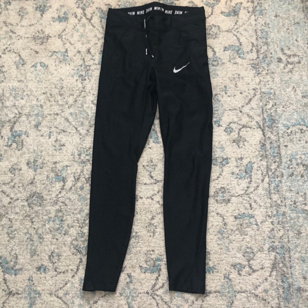 Black Nike leggings!